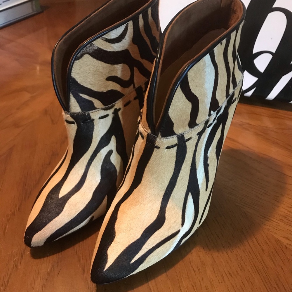 Printed Nine West Booties / Heels
